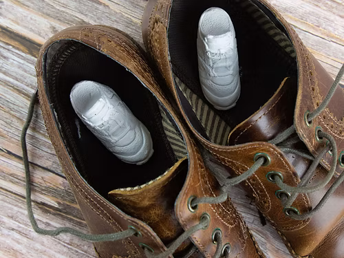 Stinky Feet – Odour Control for Shoes